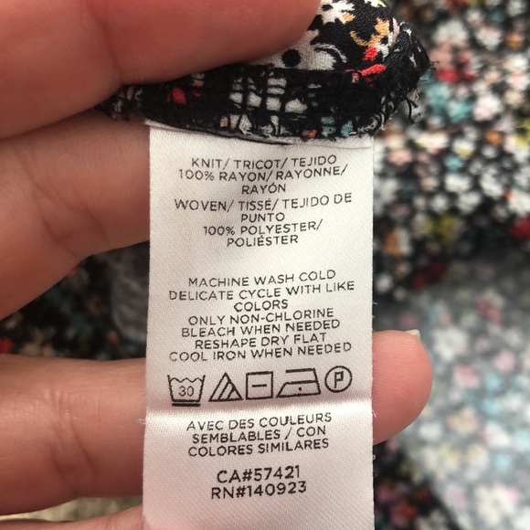 LOFT Mixed Media Split Neck Sleeveless Top - Picture 4 of 6